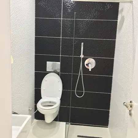 Julia Hotel