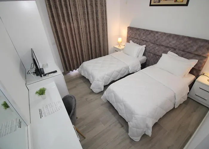 Julia Hotel 3*