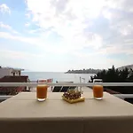 Julia 3* Saranda