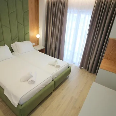 Julia Hotel 3*