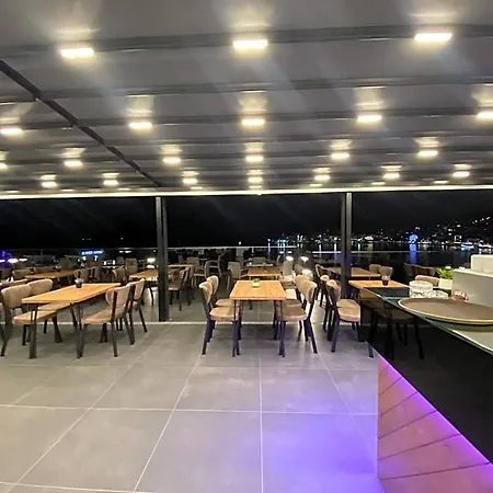 Julia Hotel Sarandë