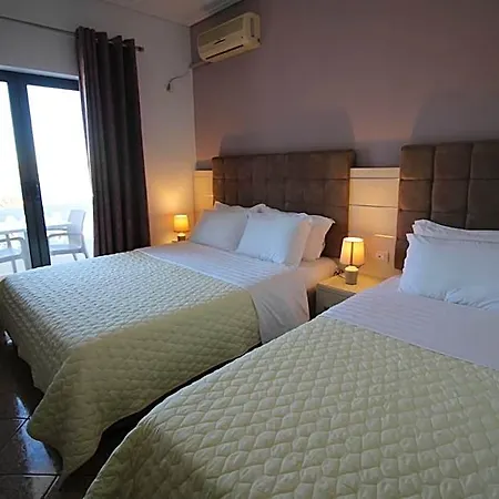 Julia Hotel 3*