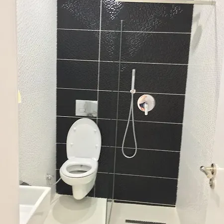 Julia Hotel