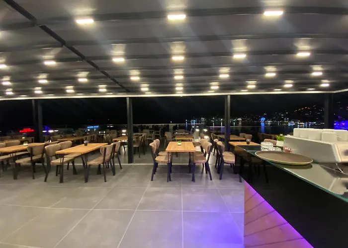 酒店 Julia Sarandë